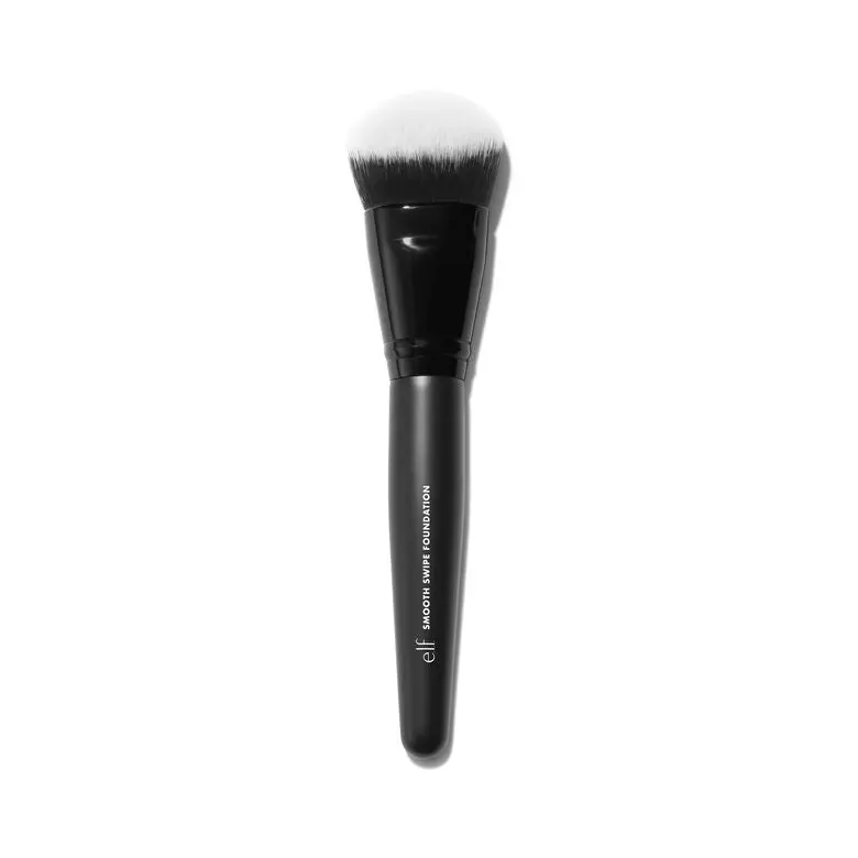 Smooth Swipe Foundation Brush Smooth Swipe Foundation Brush