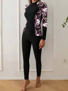 Women's Long Sleeve Two-Piece Swimsuit, Conservative Surfing Style Swimwear, Comfortable and Stylish Bathing Suit for Beach and Pool