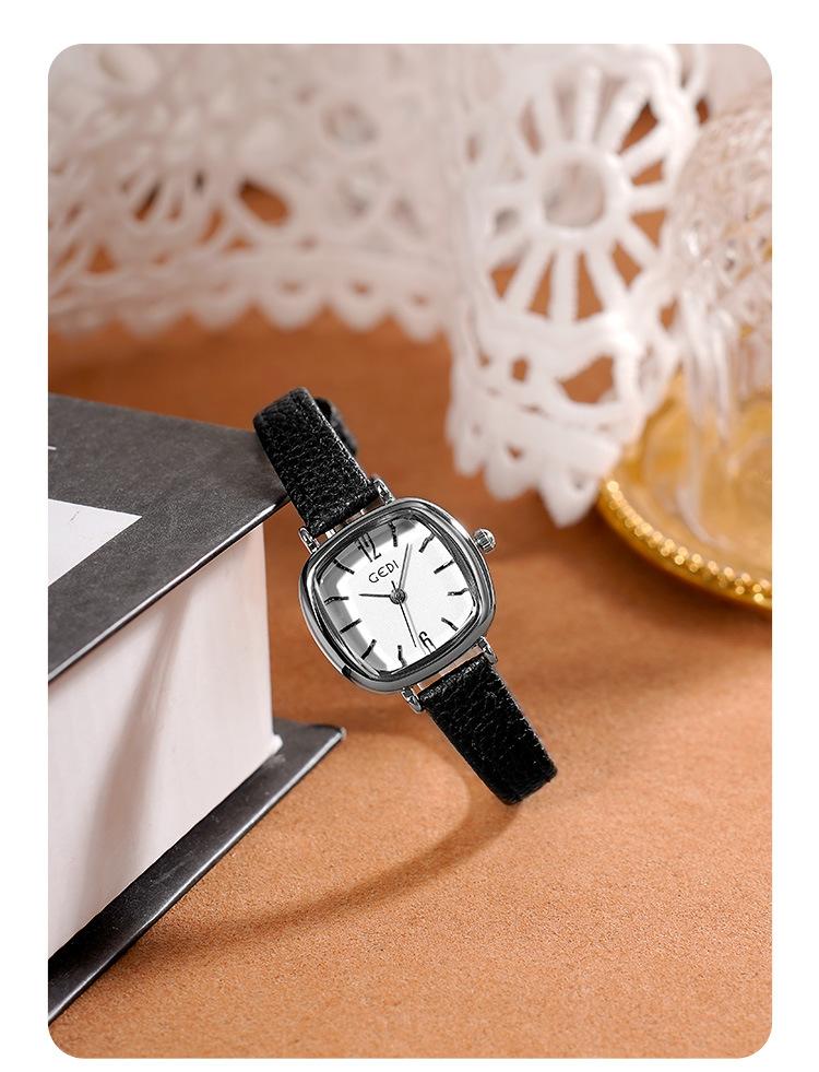 GEDI Vintage Oval Leather Watch for Women - Small Dainty Quartz Wristwatch, Minimalist Ancora Red Aesthetic Watch
