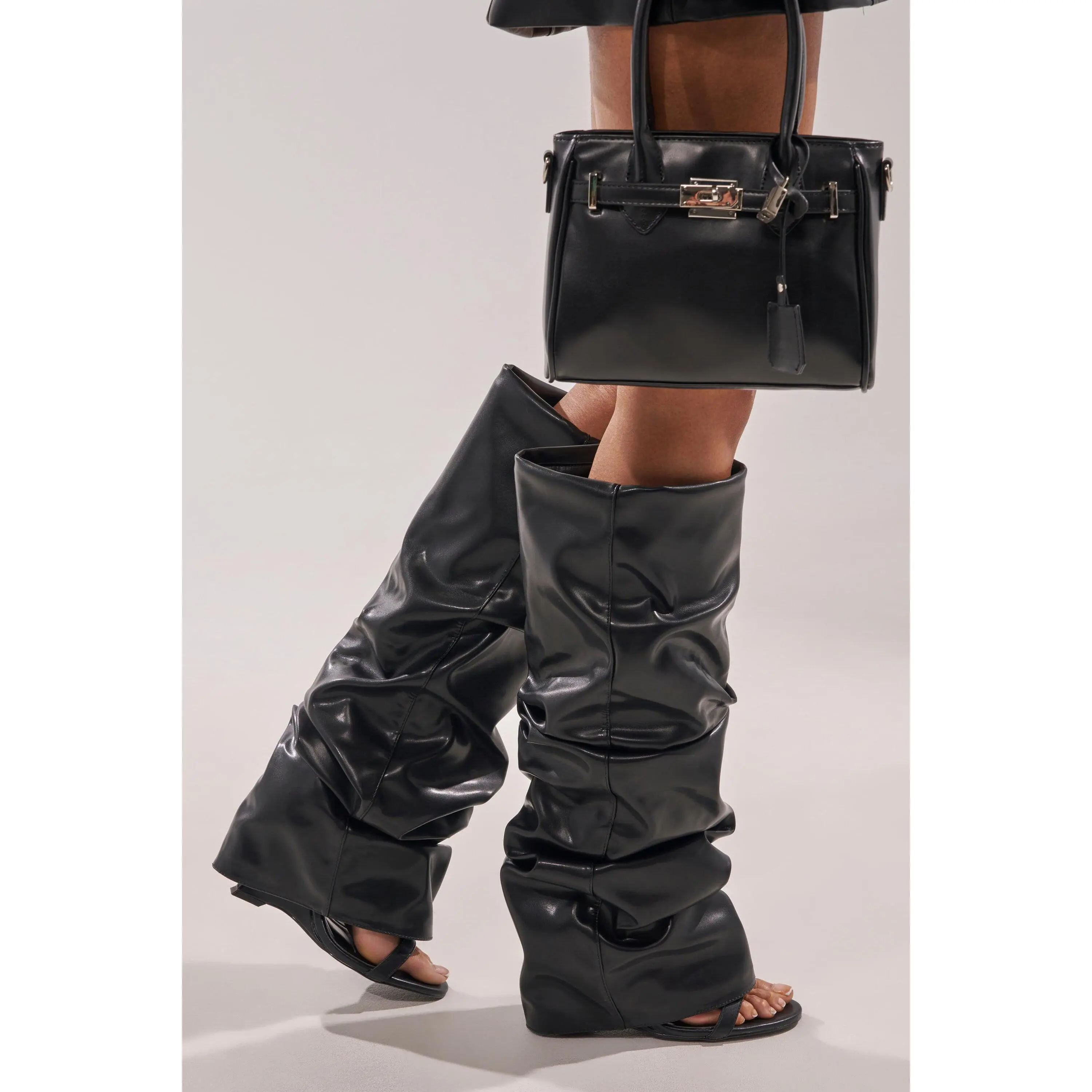 AZALEA WANG RAYLAN BLACK GLADIATOR SANDAL