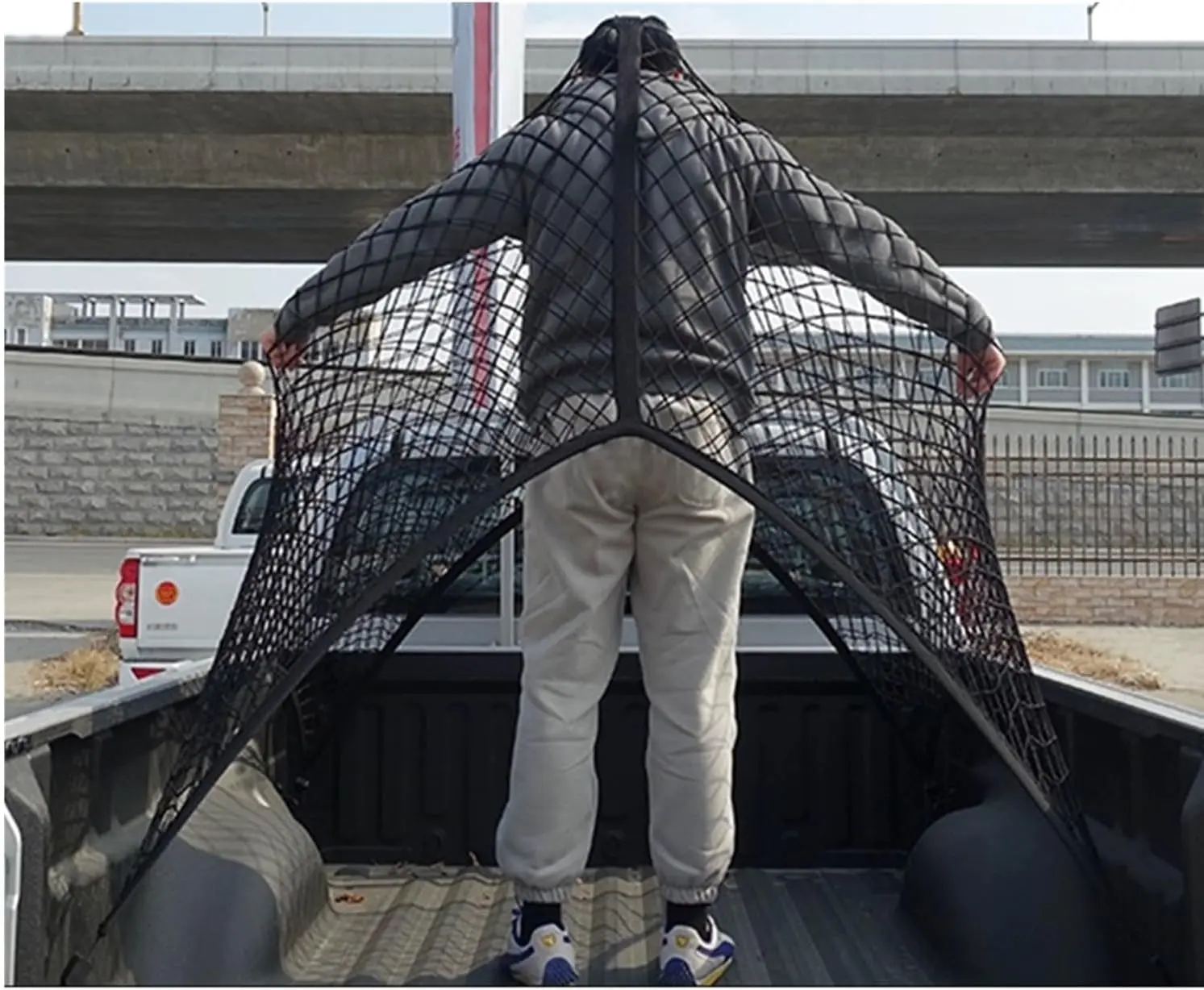 Highly Elastic Cargo Net,Truck net, Simple Truck Bed Cargo Mesh Organizer,Truck and Boat Use Furniture Camping Gear Compact Storage Stretchable，Secure Truck Stuff & Tools, Car Essentials for Travel Hauling simple
