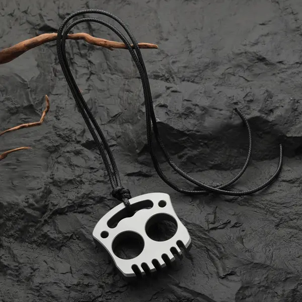 （Titanium Alloy）Cute Cartoon Skull Figurine –Home Decor Pendant Necklace, Backpack Accessory, Car Decoration Charm, Key Chain, everyday carry Tool, Portable Hanging Pendant, for Daily wear, Hiking Camping