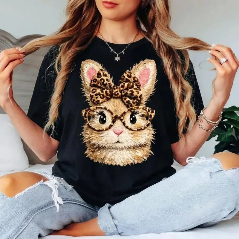Women's Bow Bunny Graphic T-Shirt, Casual Short Sleeve Crewneck Top in Heavyweight Combed Cotton, Spring Fashion Basic, Tshirt, Tee, Round Neck, Basics