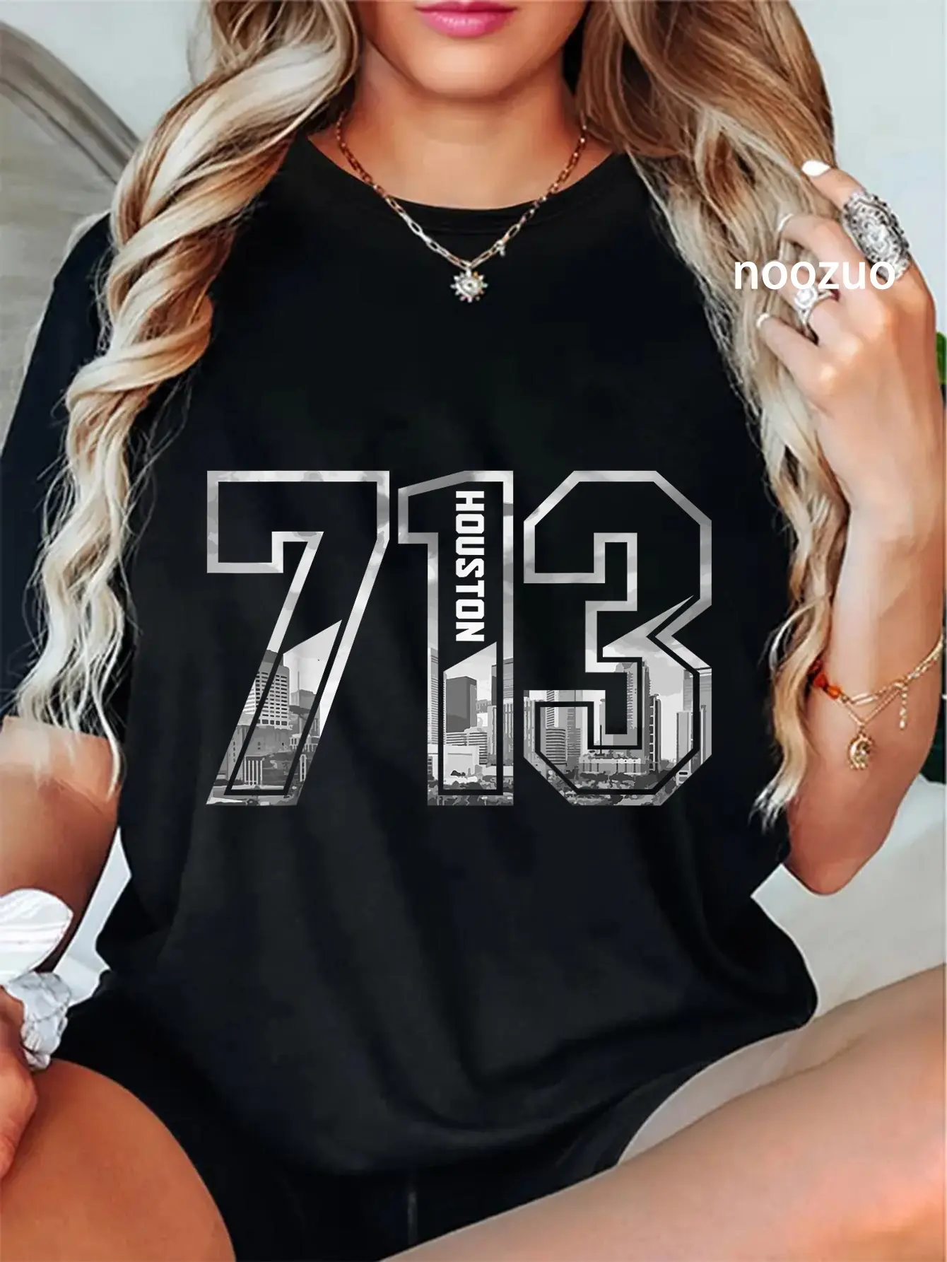 Women's Houston Texas Pride Graphic T-Shirt, Distressed 713 Area Code Short Sleeve Casual Top for Everyday Wear