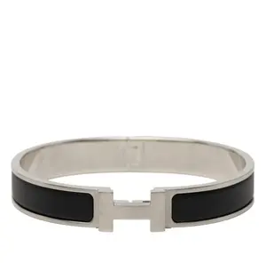 Pre-owned HERMÈS 1 Small Leather Goods Click Clack PM Bangle Bracelet in Matte Silver and Black GZ