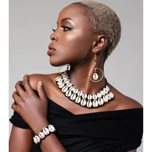 Mombasa Cowrie Shell Set