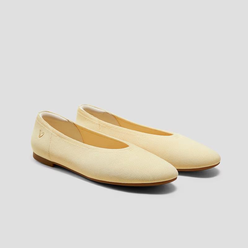 VIVAIA Almond-Toe Nude Flats , Wide Feet Friendly, Lightweight, Mary Janes Flats, Foldable Flats, Mashine Washable, Extra Padding, Non-Blisters, Suitable for Commute, Shopping, Vacations(Nubia)