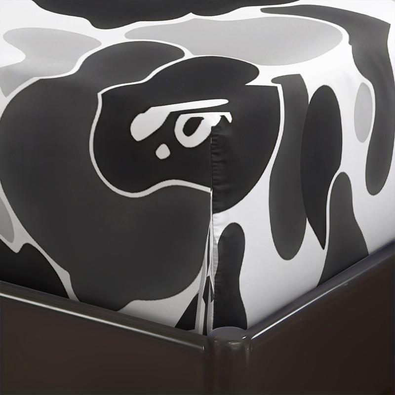 Bape ABC Camo Print 3-Piece Fitted Sheet Set, Includes 2 Pillowcases, Featuring The Classic Brand and Iconic Ape Head Logo. Soft and Comfortable, Perfect for A Street-Style Bedroom Decor. An Ideal Gift for Streetwear Enthusiasts.