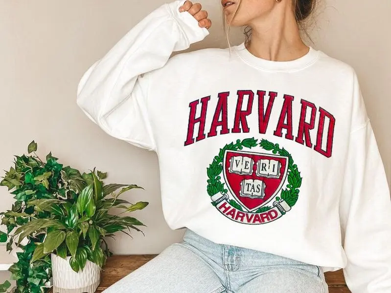 Harvard University Sweatshirt / Harvard University Crewneck / Ivy League Sweatshirt / Harvard Gift / College Sweater / Unisex sweatshirt