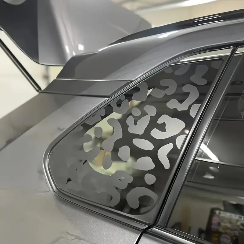 The leopard print style is suitable for car decoration as well as household glass window stickers, Car decorative sticker, has waterproof properties and can conceal visual privacy within a certain viewing angle