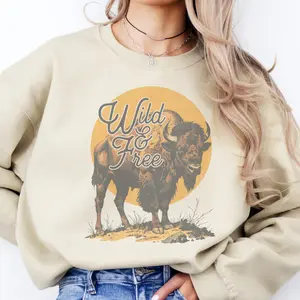 Vintage Western Sweatshirt Retro BOHO Wild and Free Bison Graphic Pullover Southwest Bull Sweater Casual Unisex Crewneck