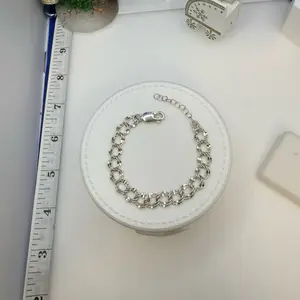 925 sterling silver 5” short bracelet had 1” extension  for charm bracelet it’s mostly for small kids)( Pulcera para colgijes es corta 5” pulgadas tiene una extension de 1” es plata Italiana solido