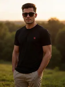 ETN Premium Split Hem Tee - Black/Red, Fitted Short Sleeve Crew Neck T-Shirt with 3D Embroidery Logo, Casual Summer Top for Men