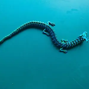 [Rainbow Jointed Dragon] High-tech  2026 new model, popular online sensation, high-end movable stress-relief ornament