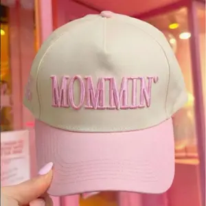 Mommin Trucker Hat - Pink,Vintage Two-Tone Women's Baseball Cap with Mama Hat Mothers Day Great Gifts for Mom Wife Stepmom