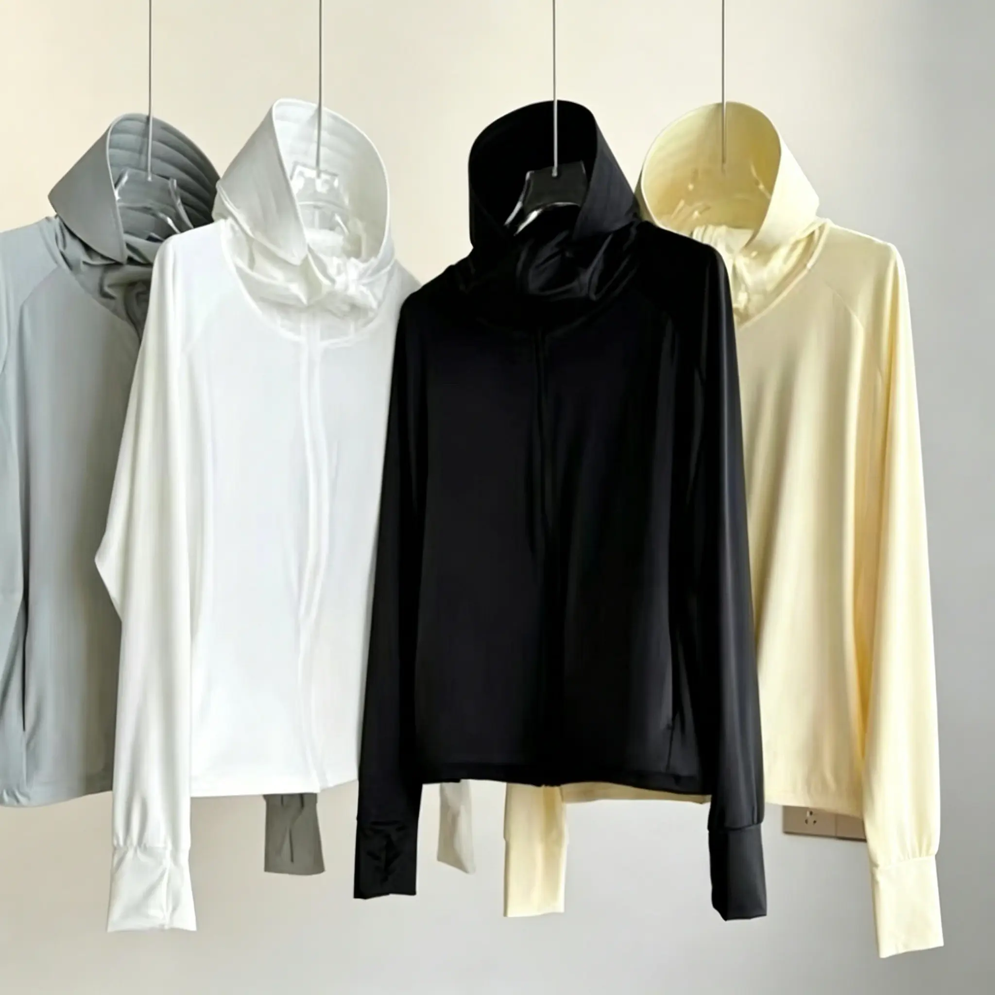 UPF 50+ sun protection hoodie, lightweight UV protection jacket, with thumb holes and hair holes, breathable outdoor sun protection, unisex.