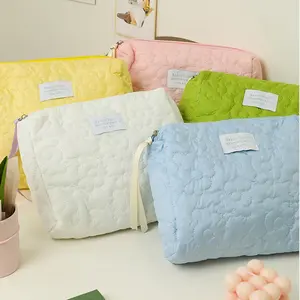 Candy Color Quilted Cloud Makeup Bag, Stylish Portable Cosmetic Organizer for Girls, Easy Carry Toiletry Travel Case