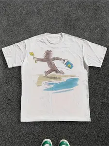 Unisex 100% T-Shirt Featuring a Curious Monkey Beach Cartoon Print for Both Men And Women, Soft And Suitable for All Seasons, Essential Casual Streetwear That Matches Any Outfit, Budget-Friendly Daily Wear