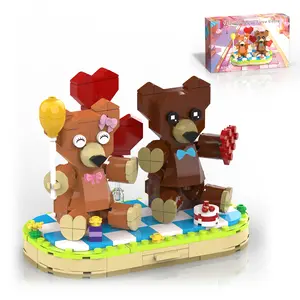 TENHORSES Valentine’s Brown Bear Building Toy Sets for Lover, Art Love Collectible Home Wedding Decor, Cute Bears with Heart, Valentines Gift for Her/Him, School Exchange for Kids 8+ (289pcs)