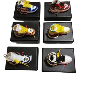 Cute Cartoon Sneakers Keychain for Car Keys, Bags, Collection, and more for Unisex