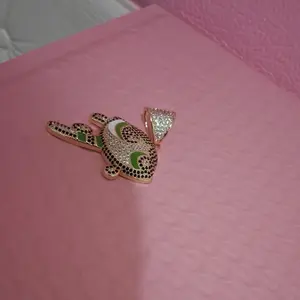 Gold Cartoon Style Pendant with Green Zircon Stones – Urban Fashion Charm