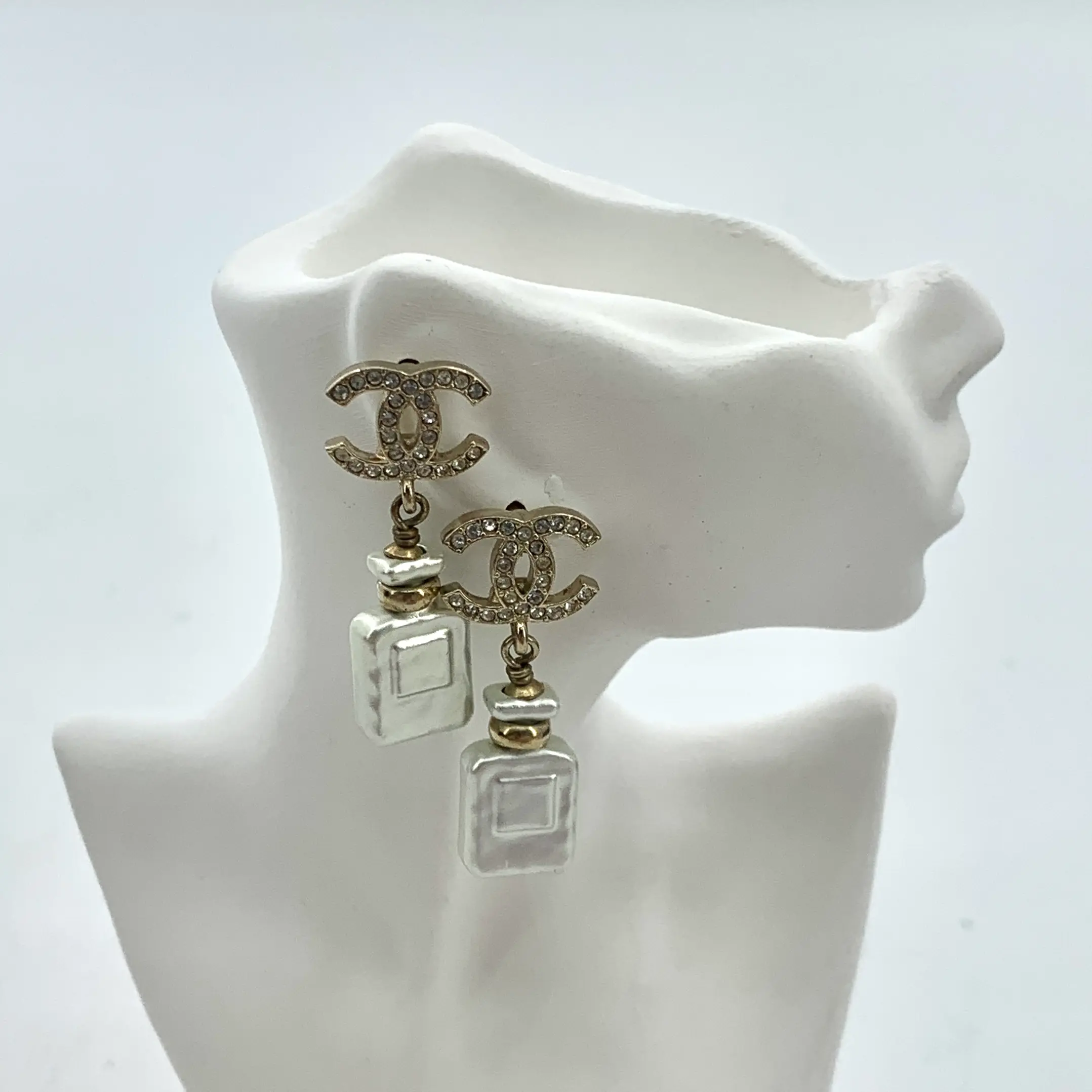 Pre-owned RDLT Chanel Gold CC Perfume Bottle Stud Earrings H35502