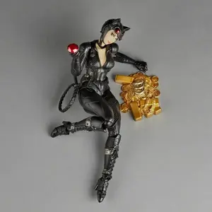 in stock KO Kaiyodo Revoltech Yamaguchi Catwoman KO Figuras Action Figure Collectible Toy Gift