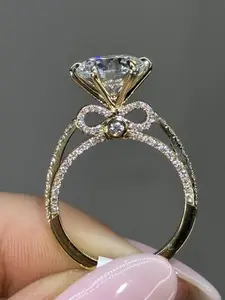 Women's Fashion Statement Ring with Sparkling Zircon Inlay Bow Decoration, Elegant Zinc Alloy Engagement Wedding Jewelry for All Seasons, Perfect Gift for Wife Girlfriend Mother