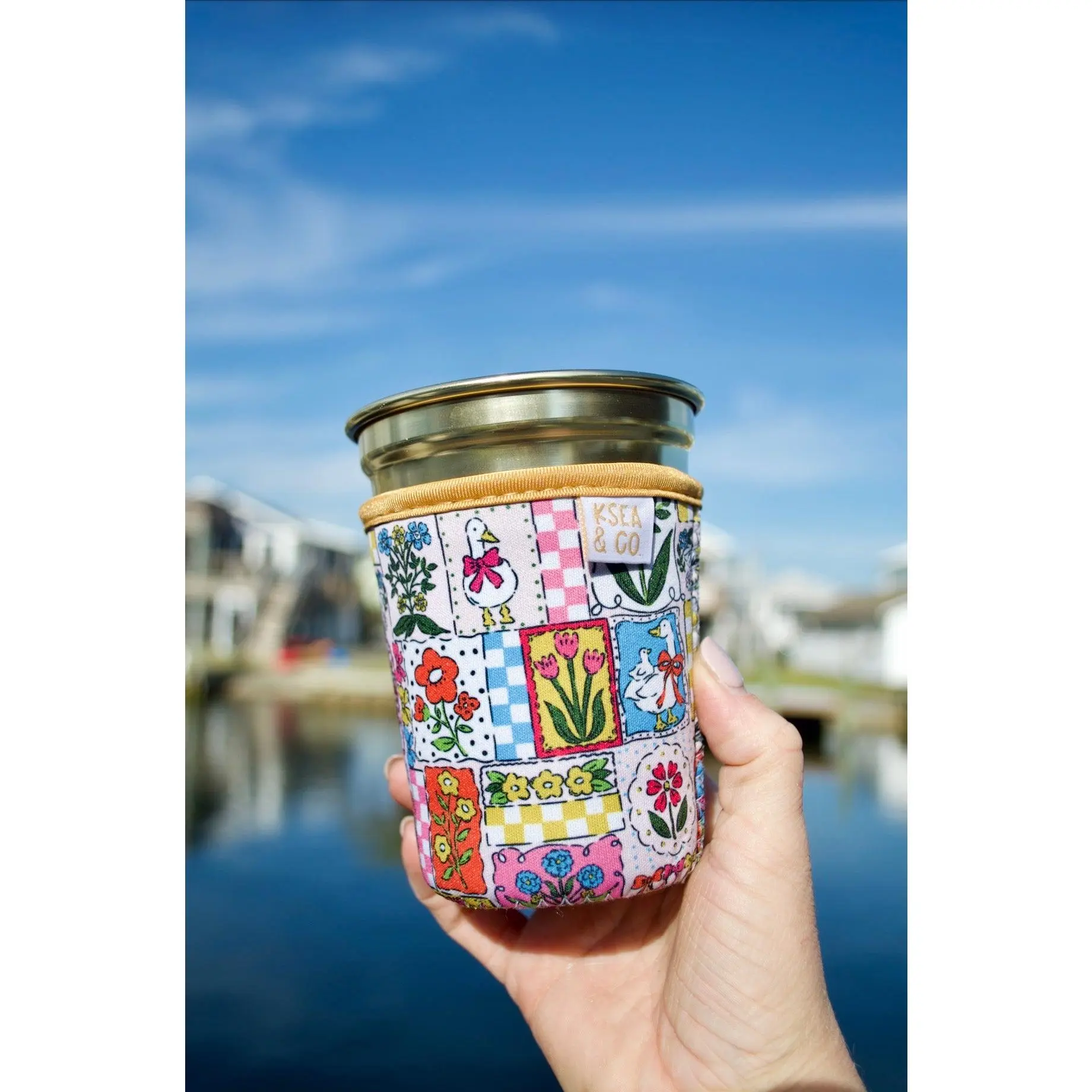 Goosey Garden Iced Coffee Drink Sleeve