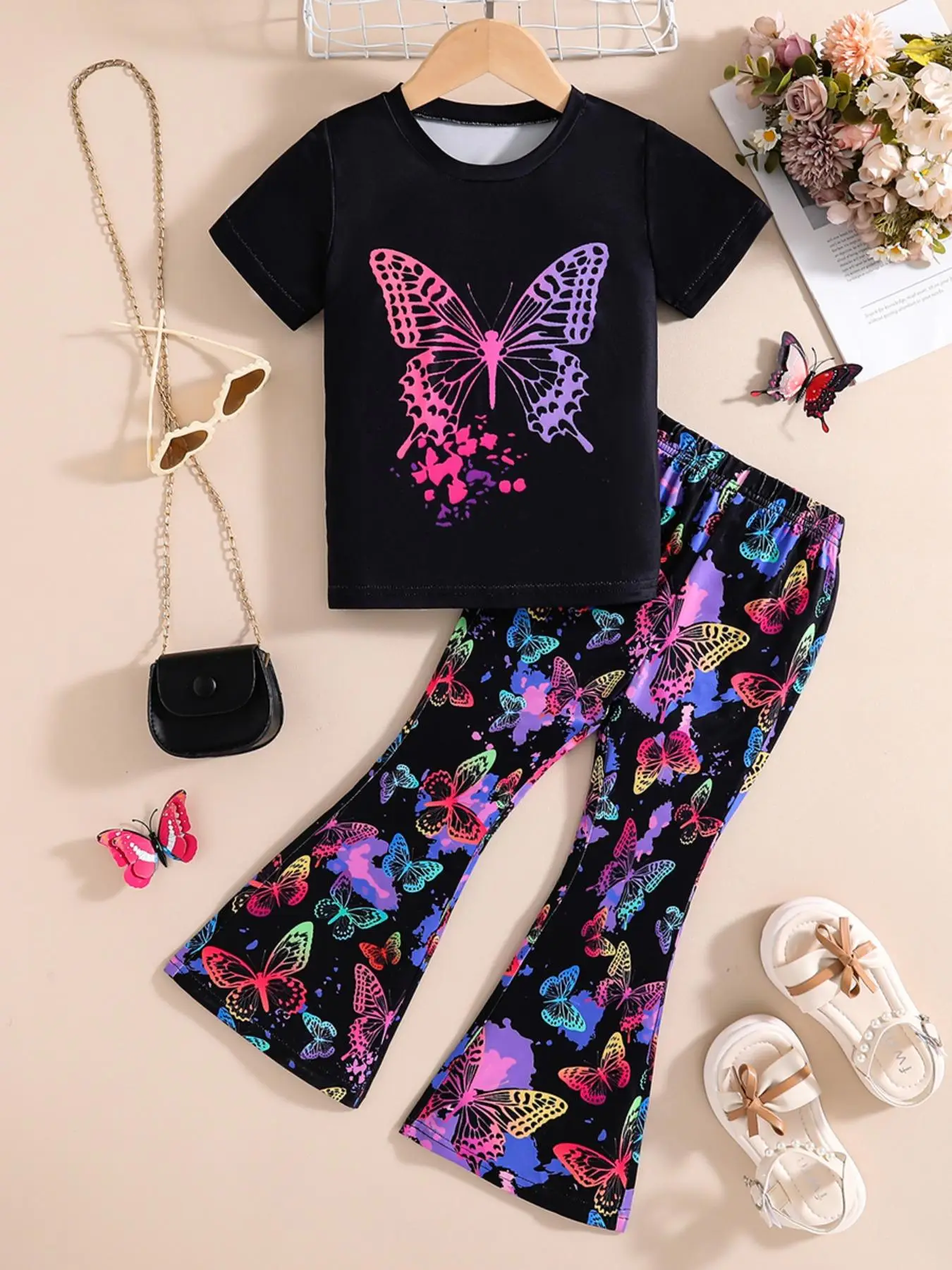 Toddler Girl's Butterfly Print Tee & Flare Leg Pants Sweatshirt Set, Casual Round Neck Short Sleeve T-shirt & Bell Bottom Trousers for Daily Wear, Kid