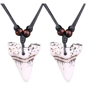 2counts Adjustable Rope Cord Necklace Hawaiian Surfer Beads Resin Carved Pendant Beach Jewelry for Men Boy-white