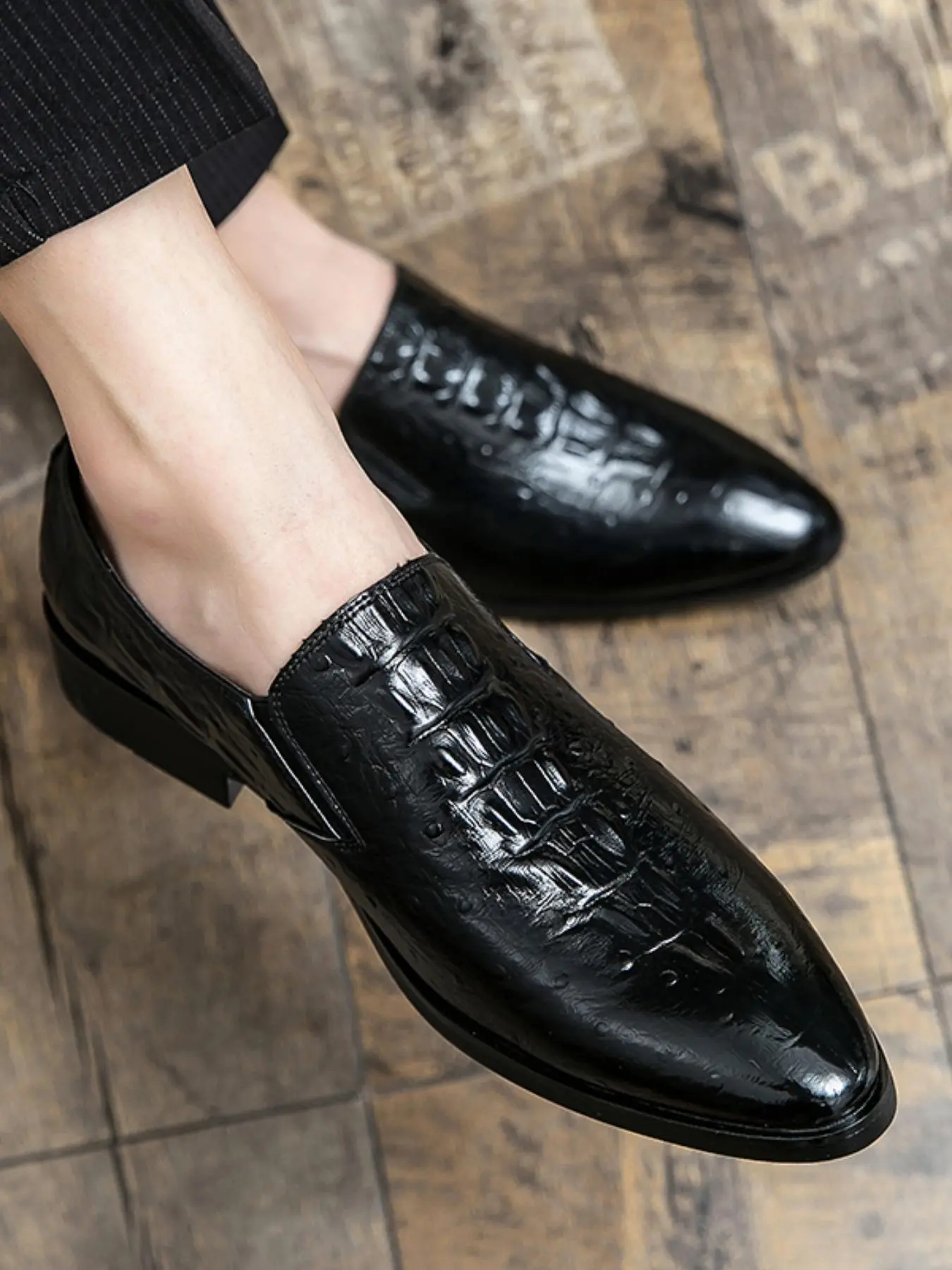 Men's Business Style Loafers, Fashionable Classic Formal Dress Shoes Pointed Toe Slip-on Loafers for Work Office, Casual Comfortable Shoes for Daily Wear Office Work Footwear