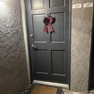 Product Review of Portable Foldable Makeup Mirror, 1 Count Glam Travel Makeup Mirror with LED Light, Compact Mirror for Women, Pocket Size Makeup Tools, Travel Hand Mirror from J**s