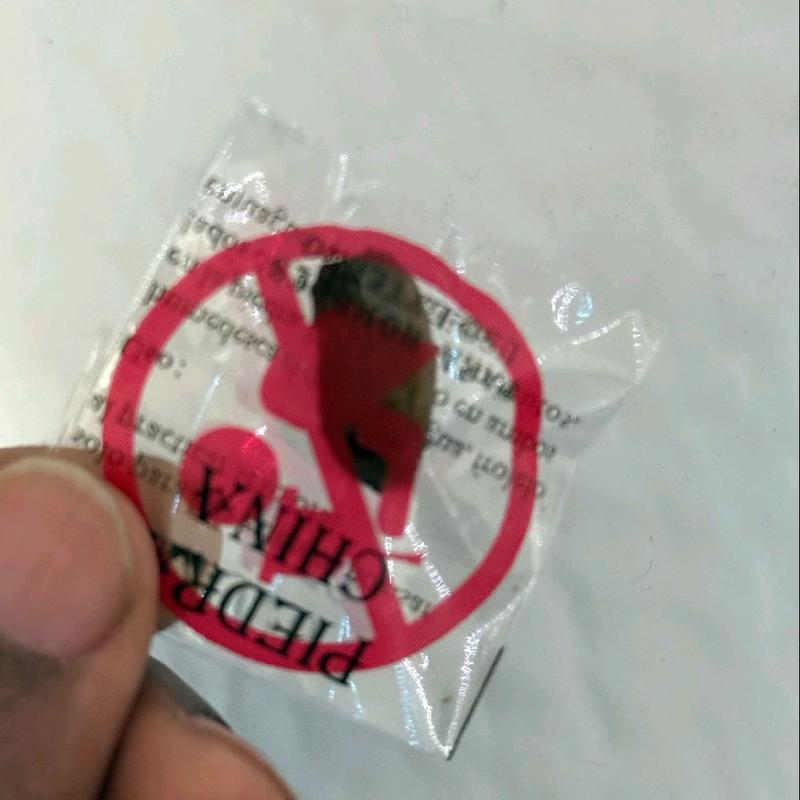 Roch Jamaïcain Stone Men's T-Shirt - Fitted Boho Tee with Iconic "Roch" Text, Comfortable Fit for Everyday Wear - Stylish, Tops