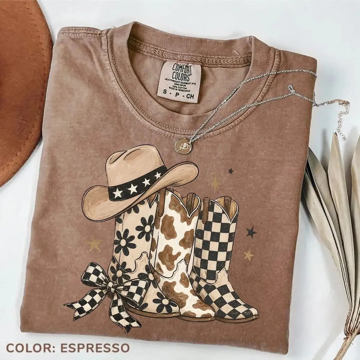 Comfort Colors Retro Coyote Tshirt, Vintage Desert Wildlife Graphic Tee for Men and Women, Wild West Aesthetic Daily Wear, Apparel Made In The USA		