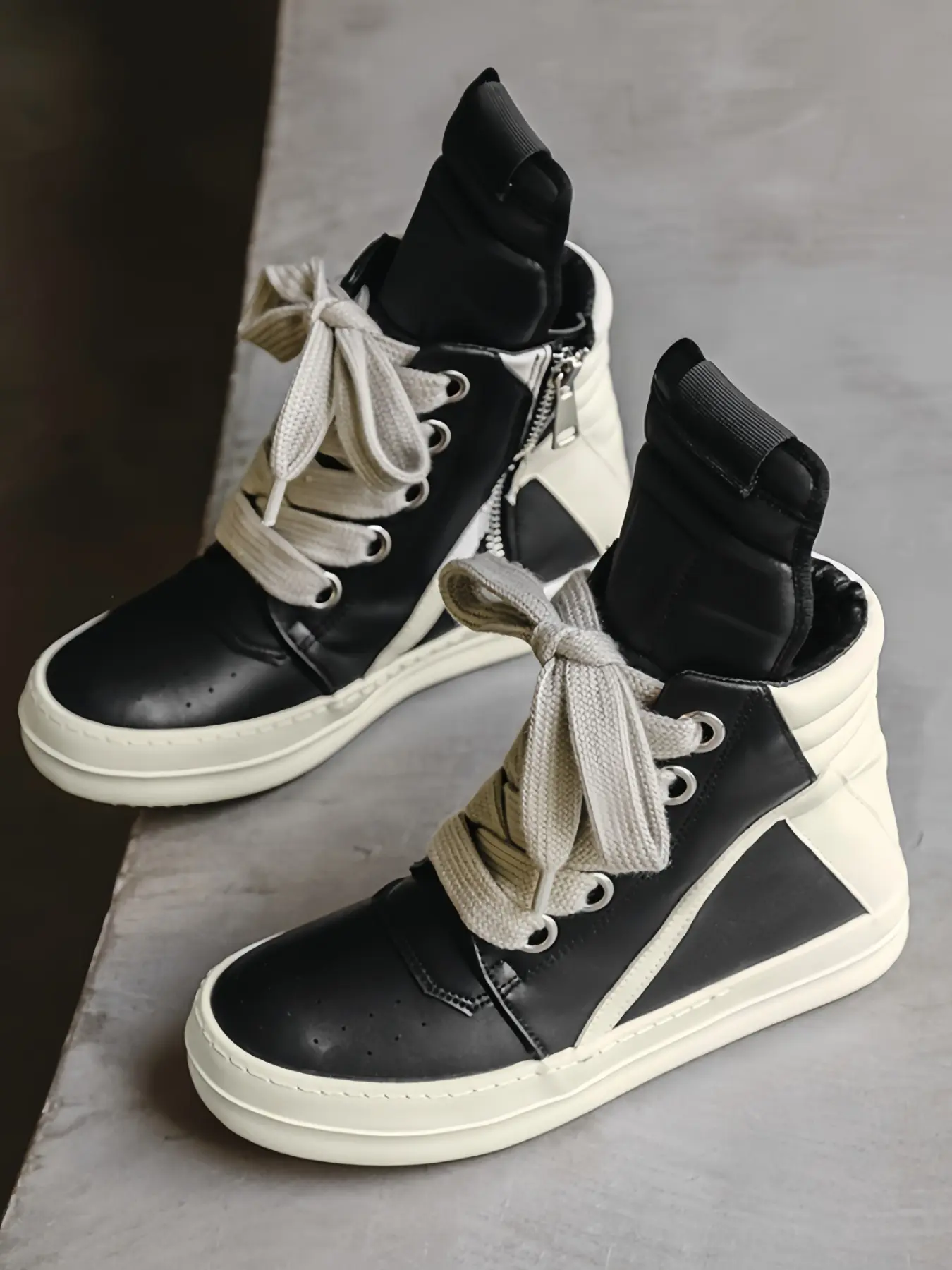 Men's High-Top Skate Shoes, Trendy High Top, Space Leather Upper, Colorblock Design, Thick Sole, Breathable Lining, Anti-Slip Wear-Resistant Bottom