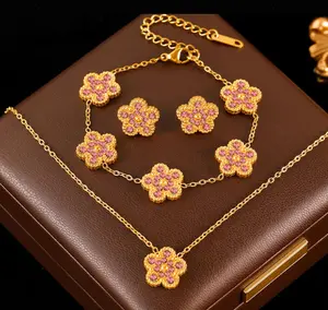 Clover Flower Stainless Waterproof Vintage Jewelry Set