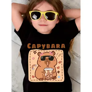 Summer Fashion Short-Sleeve T-Shirt for Girls Featuring a Cartoon Capybara Wearing Glasses And Drinking Milk Tea, Casual Top NYDX5497