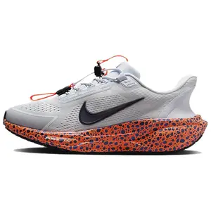 Nike Pegasus EasyOn FLYEASE Safari Low-Top Running Shoes for Women in White and Black