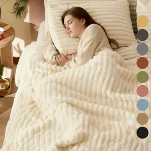 Comfortable Ultra-Soft 260g Pure Color Microfiber Blanket, Classic Stripe Design, Warm Comfort, Durable, Stress Relief, Pet Wrap, Christmas Gift,Christmas Gifts For GF, Soft Cozy Blanket
