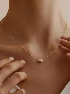 Gold Pearl Necklaces for Women Trendy Gold Plated Dainty Necklace Simple Pearl Drop Single Charm Pendant Necklace Women's Jewelry Best Friend Birthday Gifts Gold Jewelry for Women Fashion Necklace