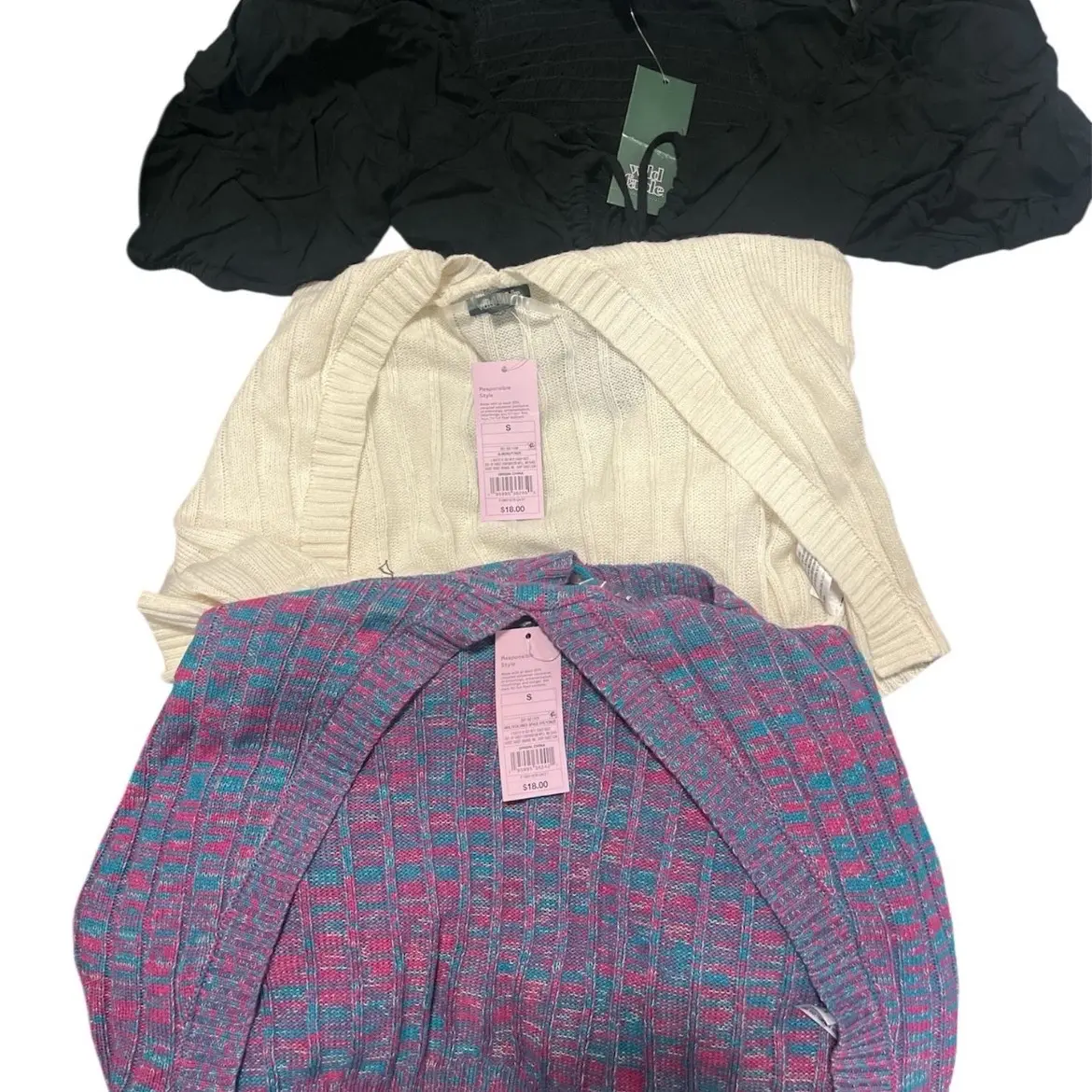 Assortment of Women's Shirts and Tops in a Box Women wear 6pcs