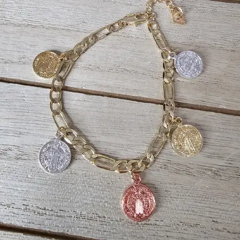 Sanbenito gold plated charm  bracelet