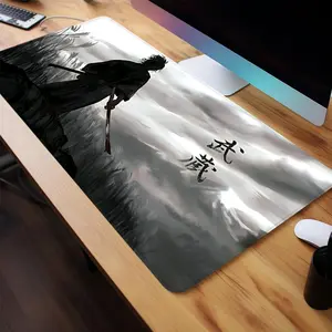 Samurai Warrior Pattern Mouse Pad, 1 Count Rectangle Gaming Mouse Pad, Non-Slip Rubber Base Stitched Edge Desk Pad for Laptop, Desk Accessories