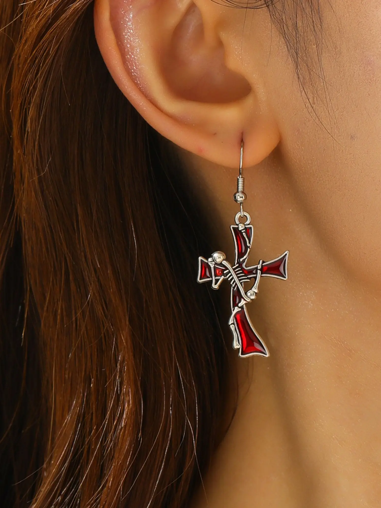 1 Pair Gothic Antique Blood color cross Skull Earrings For for Girls Women wicca grunge fairy core goblincore alt accessories
