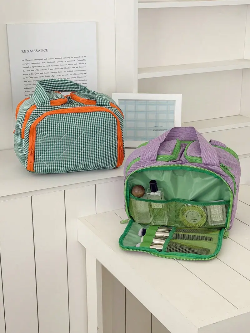Plaid make up bag - TikTok Shop