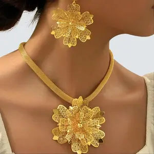 2-piece jewelry set includes 1 necklace and 2 earrings for women, modern and attractive design. Suitable for American and US women.