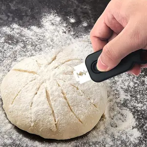 New Bread Knife Scoring Knife Magnetic Bread Shaping Knife Creative Retractable Bread Scoring Tool for Dough