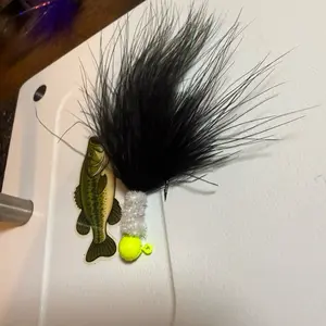Black-and-Yellow Crappie Fishing Jig