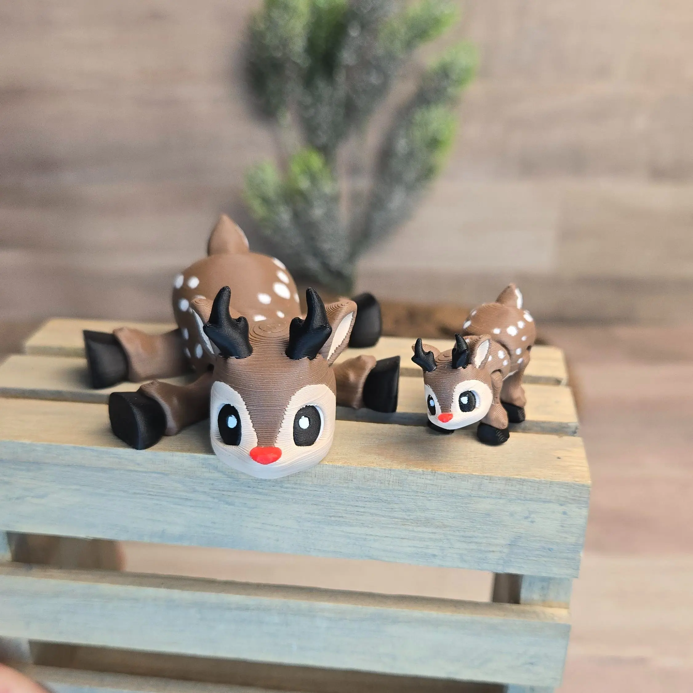 3D Printed Chunky Rudolph Reindeer Magnet - 3x2.5x1.75" (1.75" Tall, 2.5" Wide) Customizable Home Decor Statue, Desk Accessory, Stress Relief Model with Glow-in-the-Dark, Frosty, Shroomie Elements, Ornaments